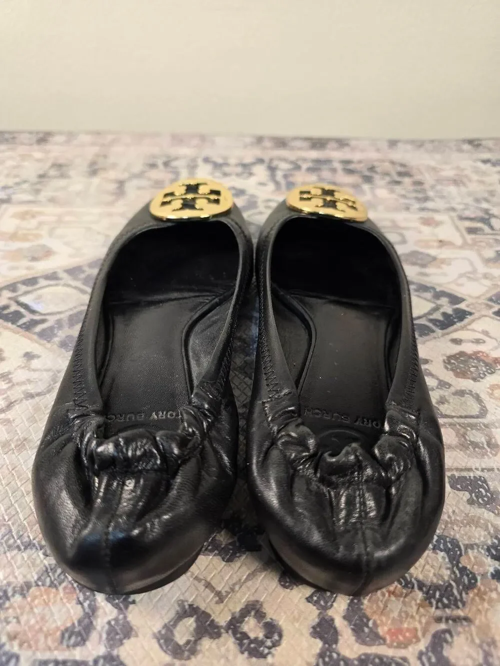 Tory Burch Reva Black Genuine Leather Gold Logo Emblem Ballet Flats Shoes 6 M